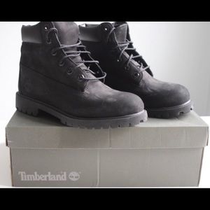 Black Timberland Boots